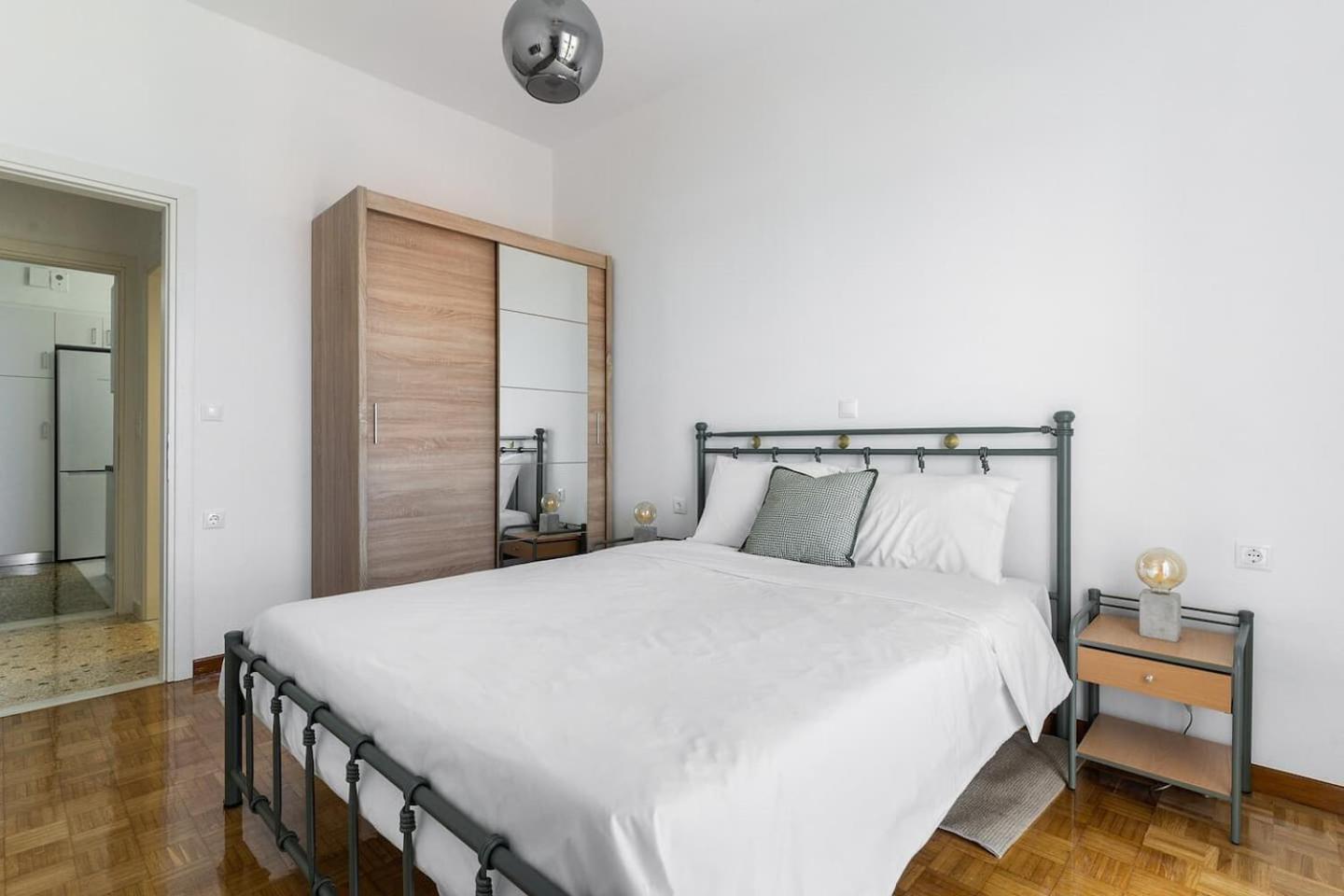 On The Port Apartment Rafina  Exterior photo